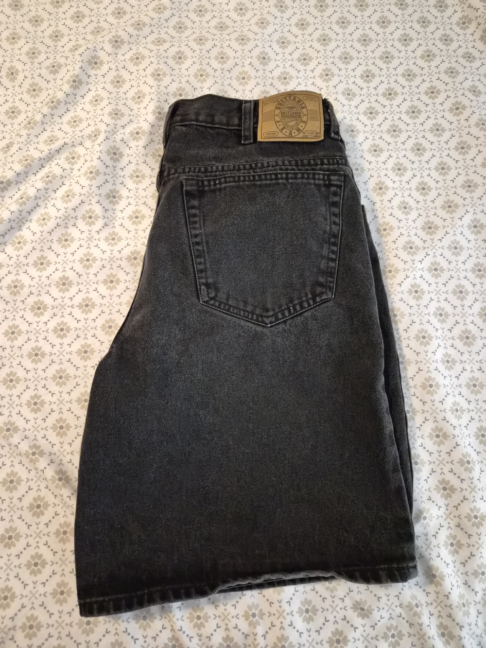 Brittania 90s Vintage Men's Black Washed Jeans - Classic Straight Fit
